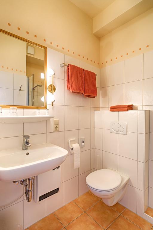 Dom-Hotel ザンクト・ブラージエン エクステリア 写真